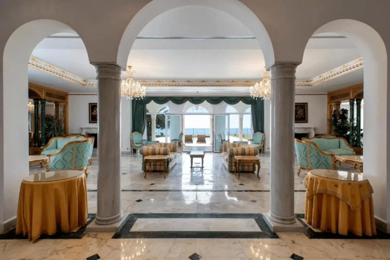 The Palace Marbella - Lavish Beachfront Villa Estepona Spain