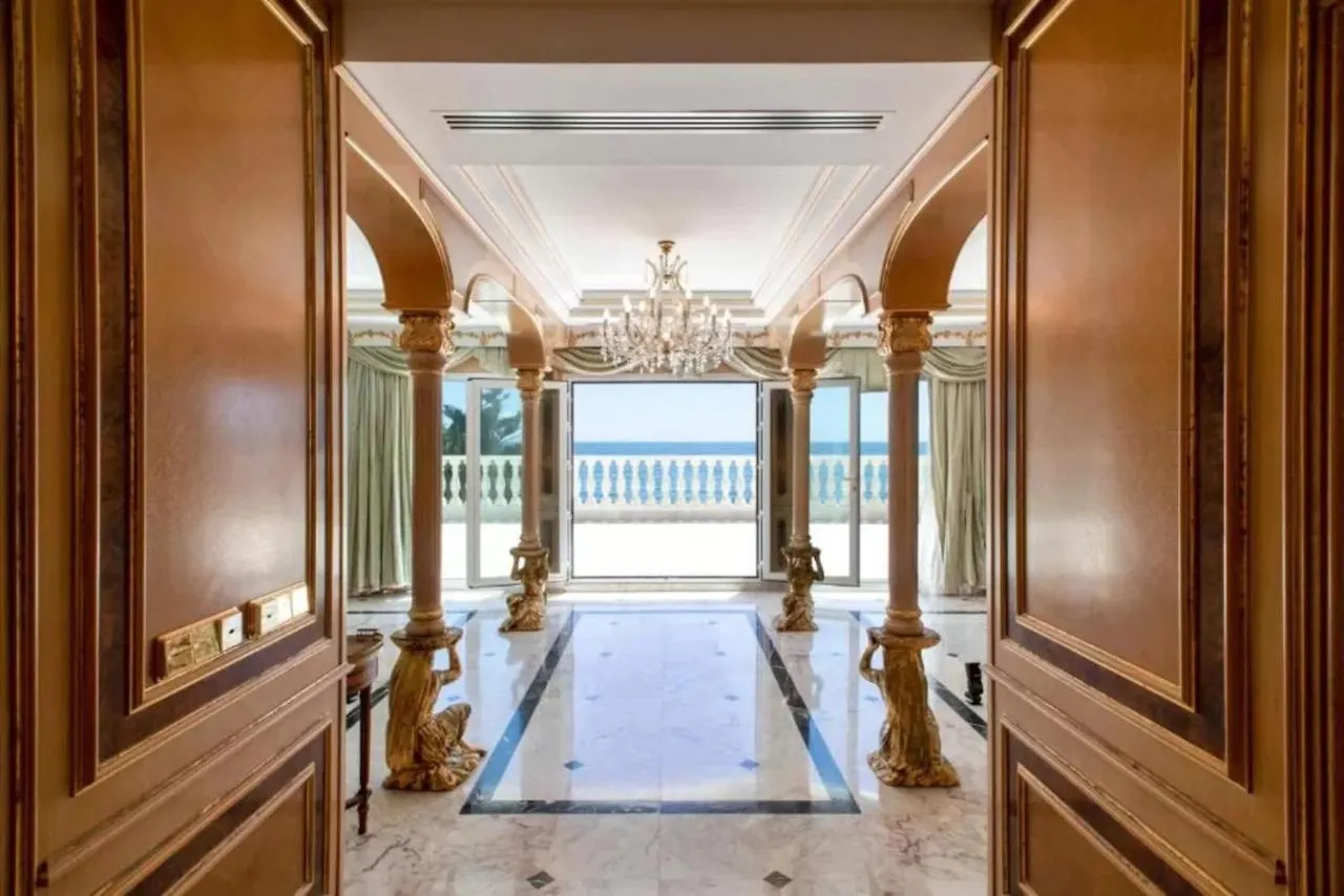 The Palace Marbella - Lavish Beachfront Villa Estepona 0*,